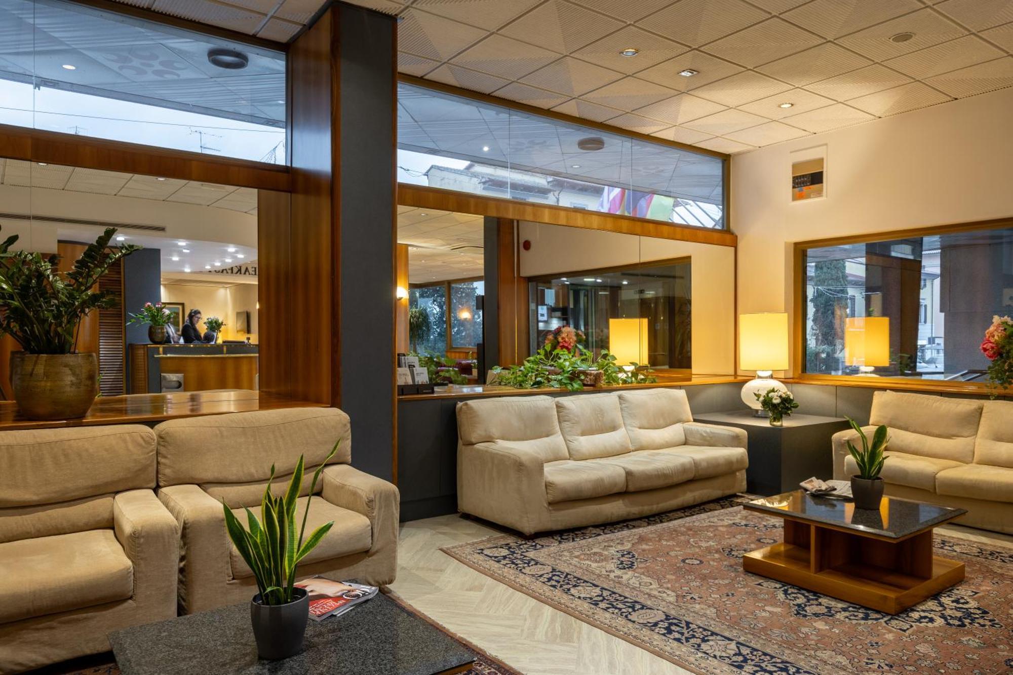 Hotel Minerva Arezzo Dış mekan fotoğraf